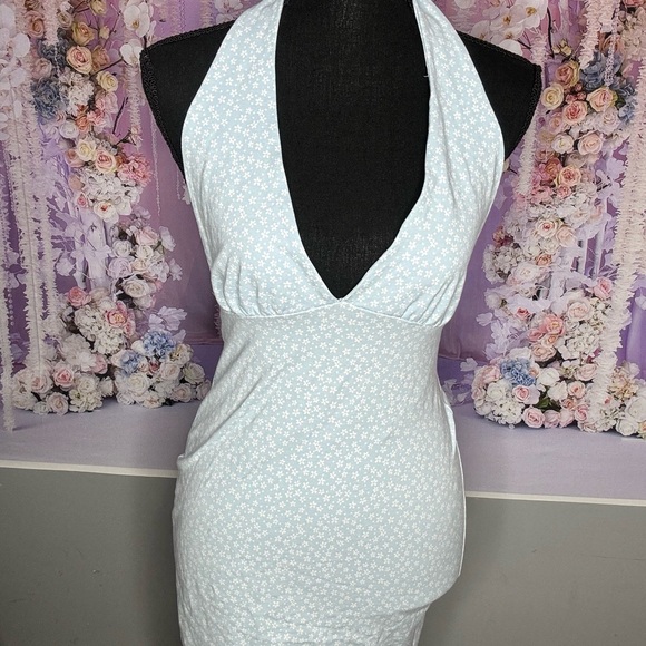 Forever 21 Dresses & Skirts - Sexy dress from the back